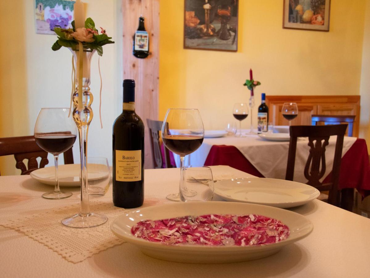 Villa Goccia Di Vino La Morra Extérieur photo