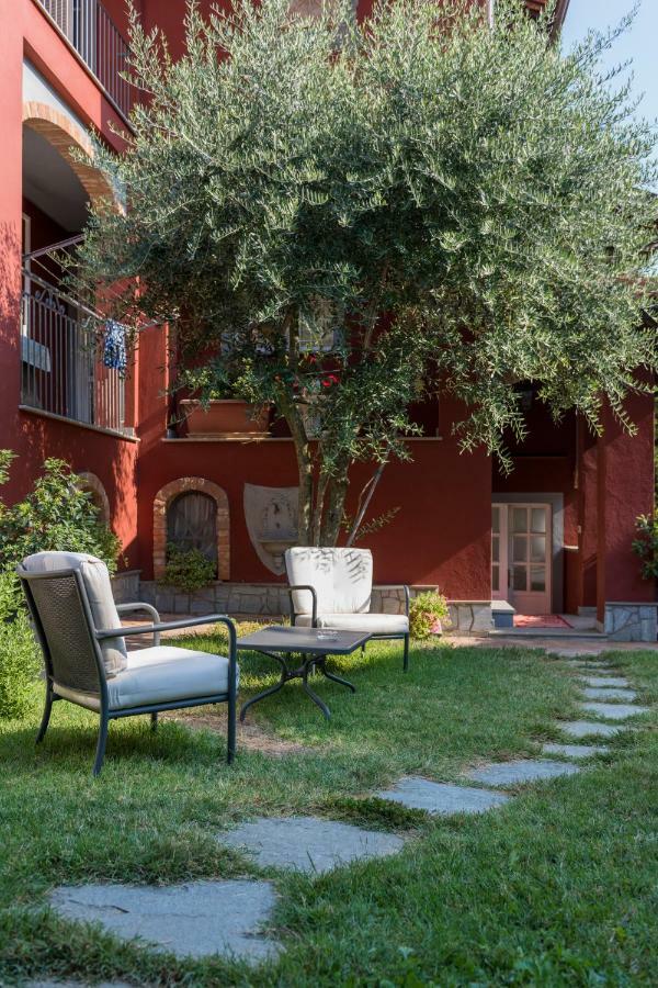 Villa Goccia Di Vino La Morra Extérieur photo