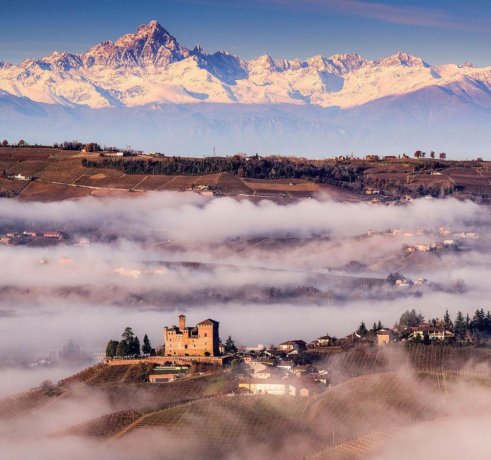 Villa Goccia Di Vino La Morra Extérieur photo